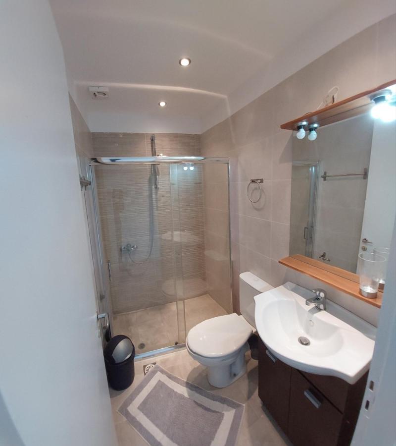 نِكيانا Twins Apartments المظهر الخارجي الصورة